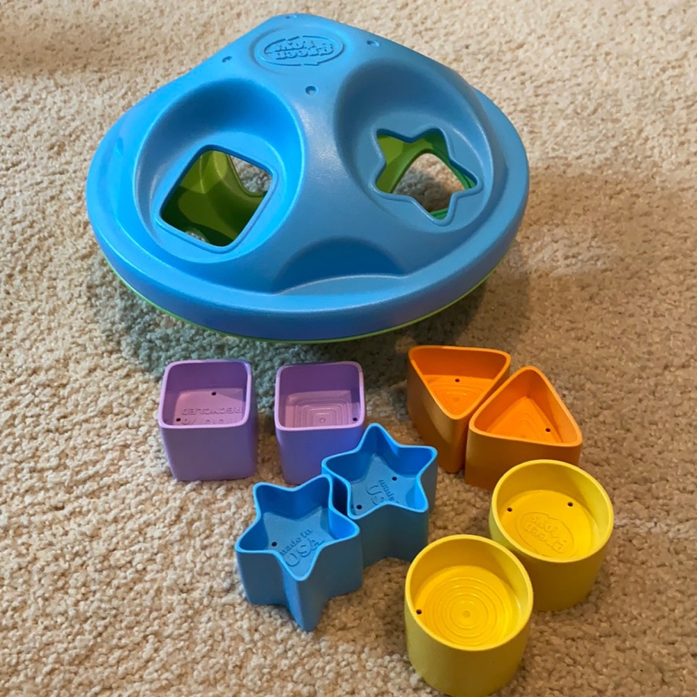 Green Toys shape sorter